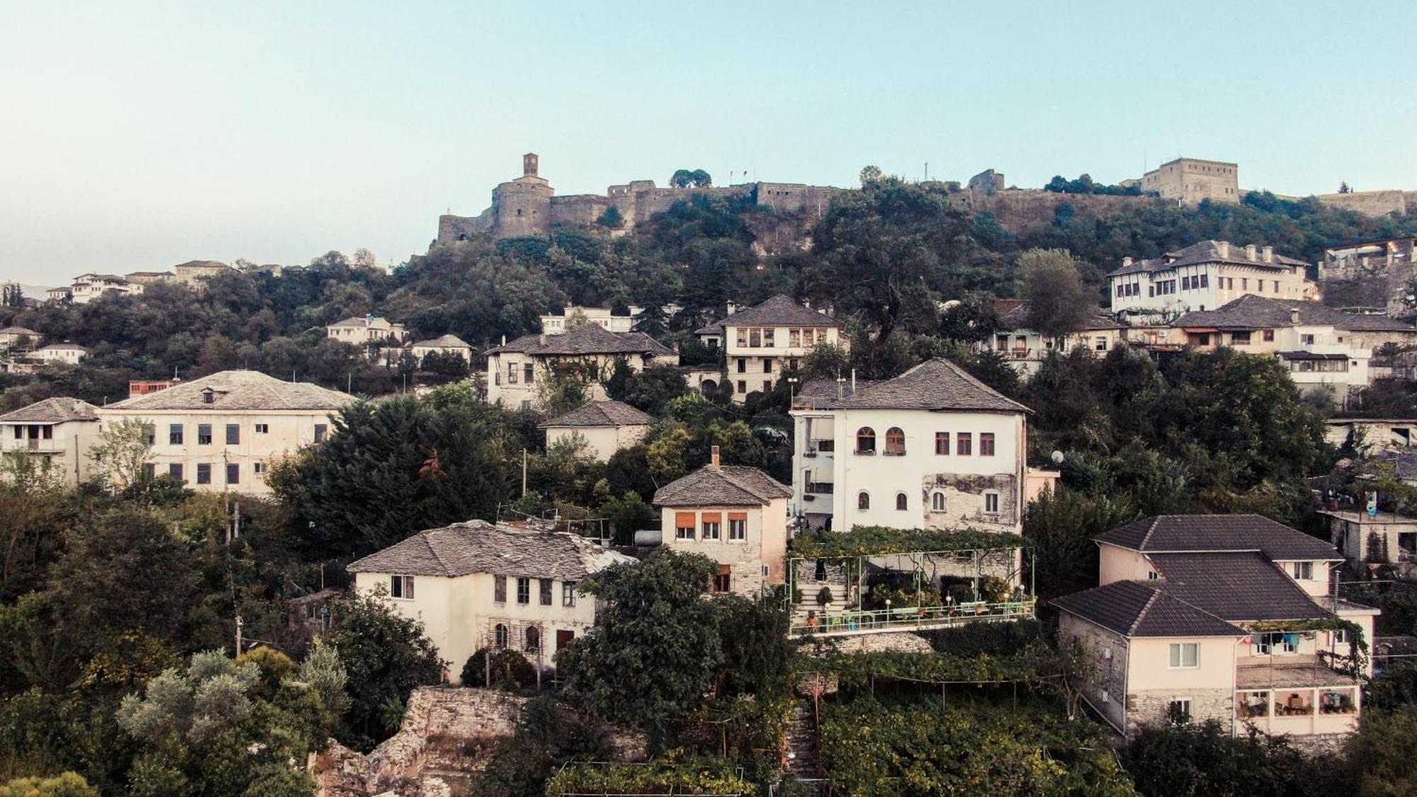 Guesthouse Arber Gjirokastër 外观 照片